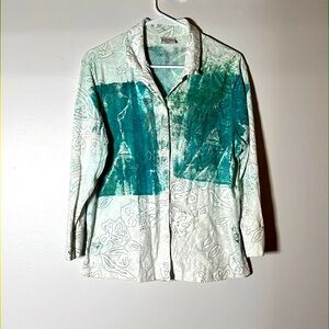 Button-up designed shirt